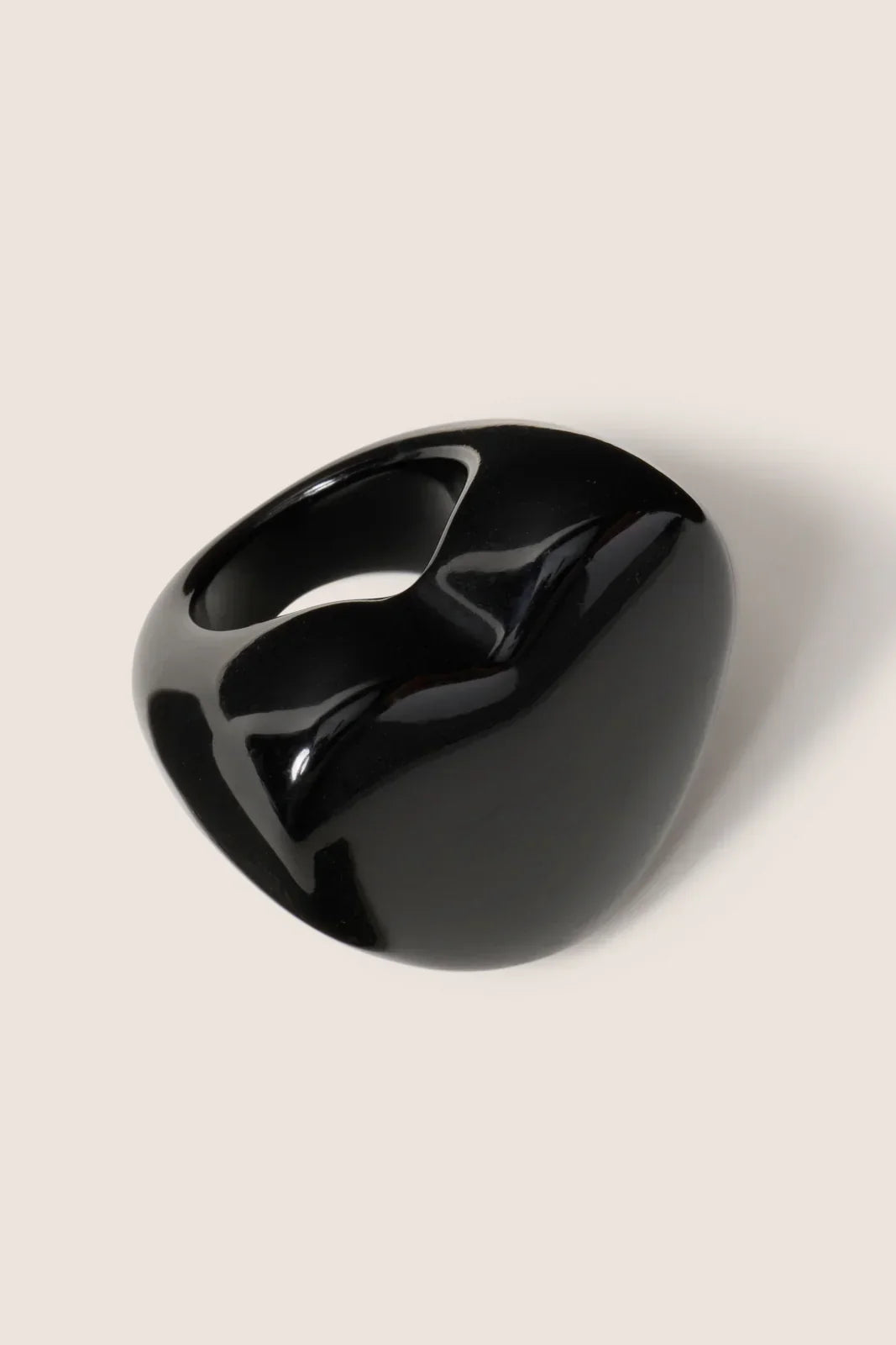 Grande Heart Ring