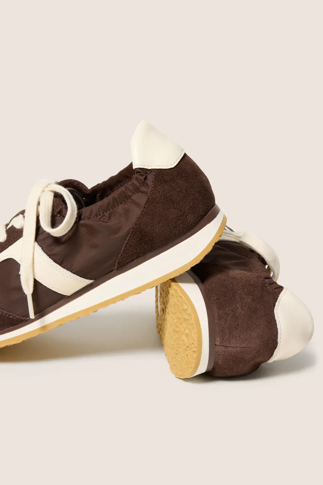 Sariya Sneaker