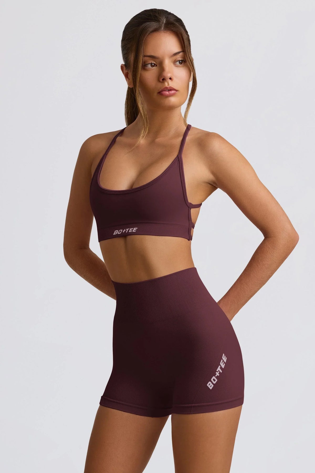 Super Sculpt Seamless Mini Shorts in Burgundy