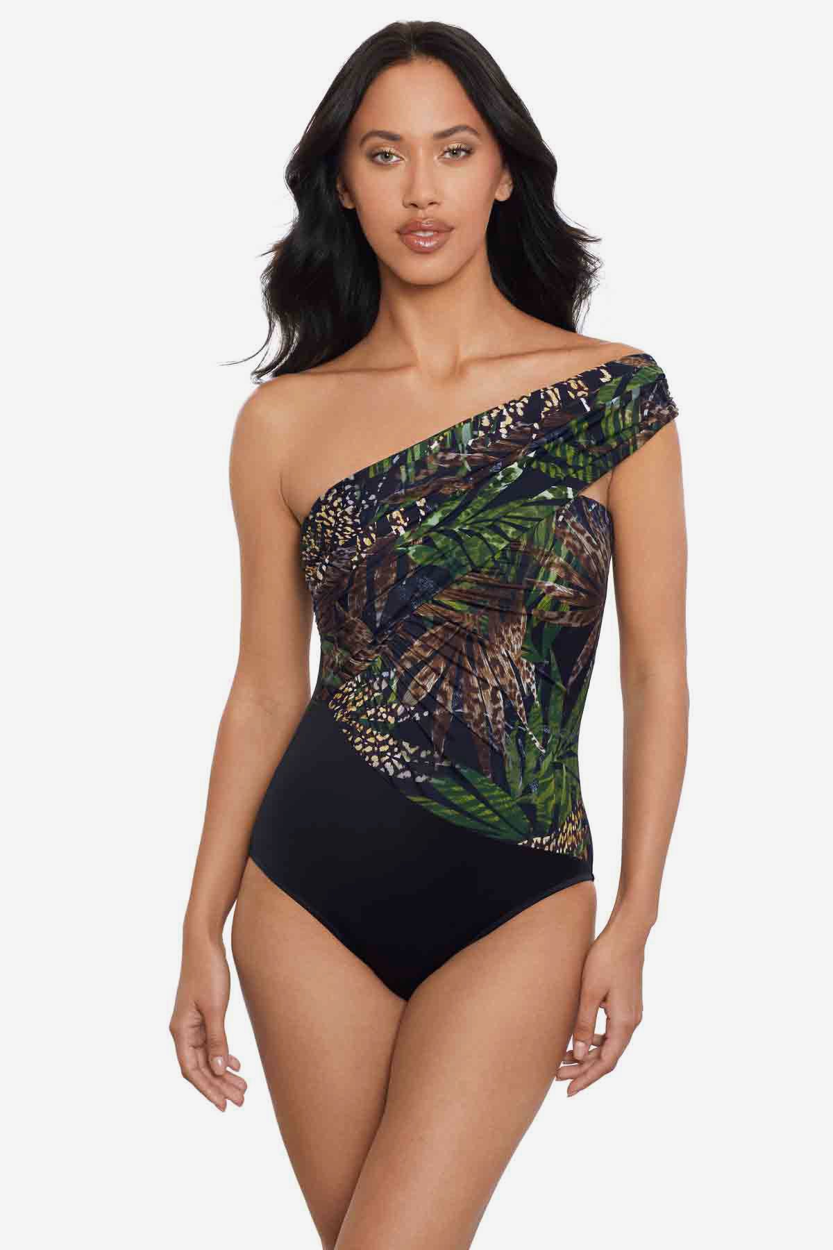 Goddess One Piece in Nighthawk
