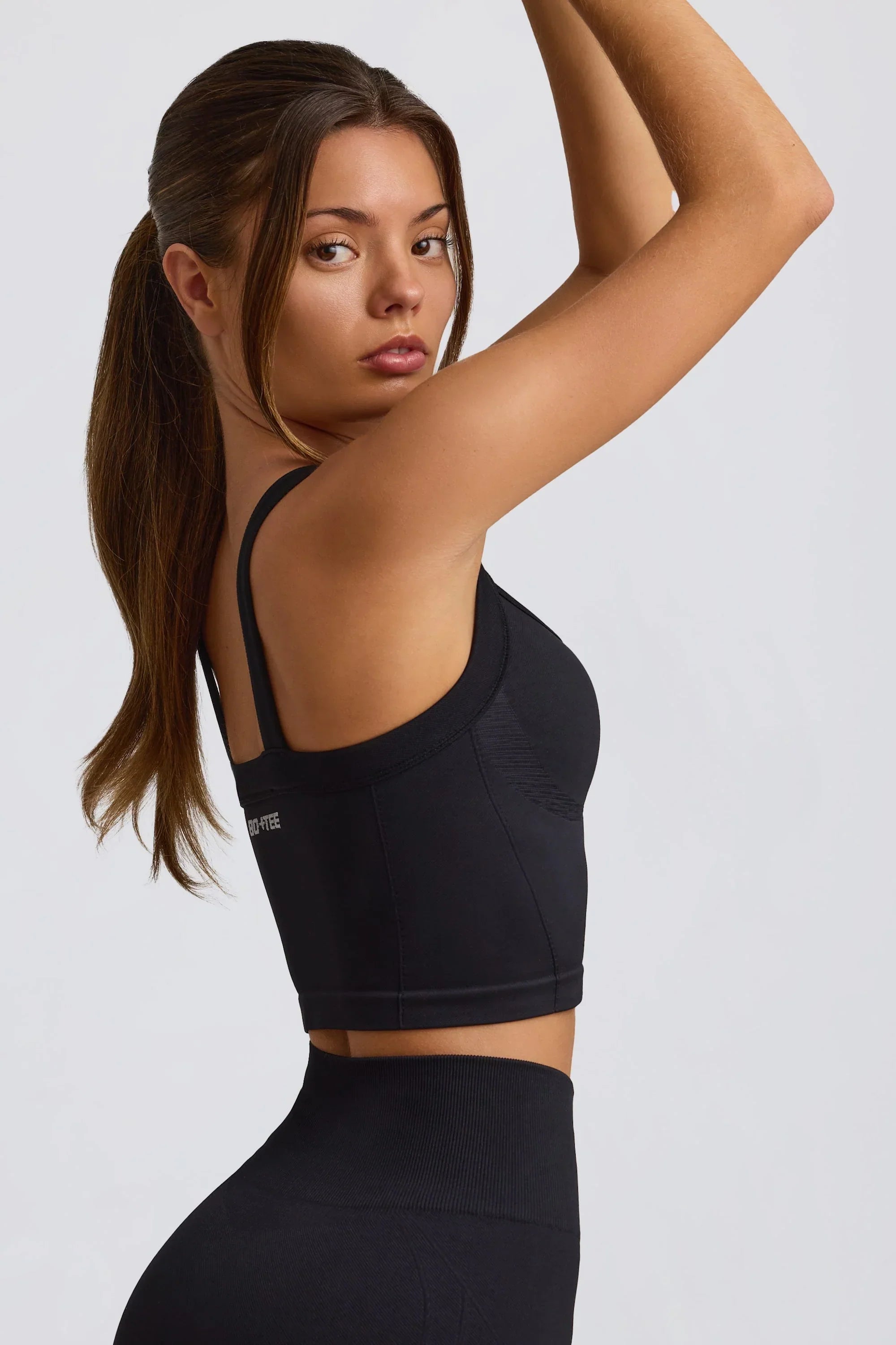 Super Sculpt Seamless Longline Camisole Top in Black