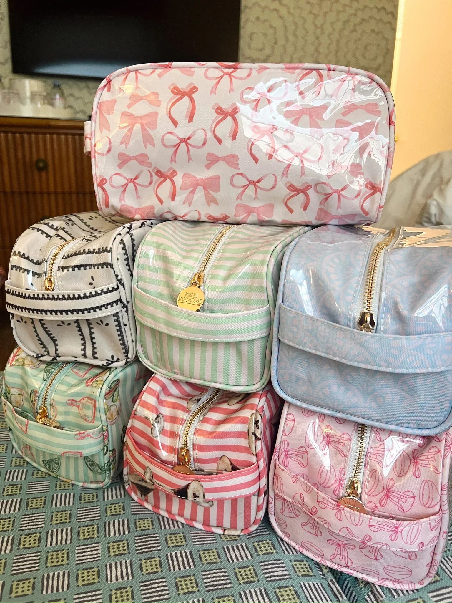KenzKustomz Clear Coat Toiletry Dopp Kit