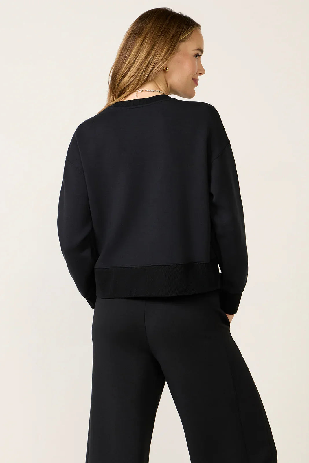 AirEssentials Luxe Crew Top