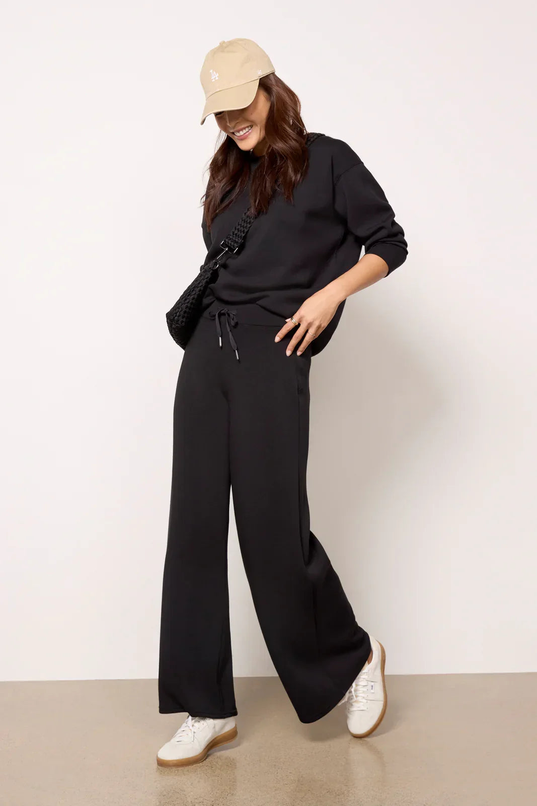AirEssentials Wide Leg Pant